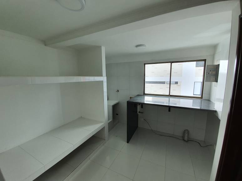 4 Habitaciones Habitaciones, ,4 BathroomsBathrooms,Apartamento,En Venta,1018