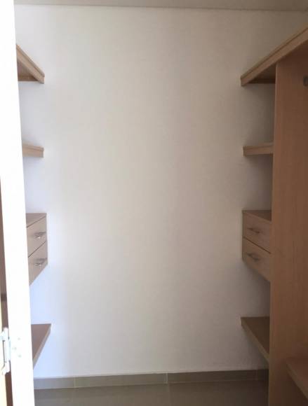 3 Habitaciones Habitaciones, ,2 BathroomsBathrooms,Apartamento,En Arriendo,1020