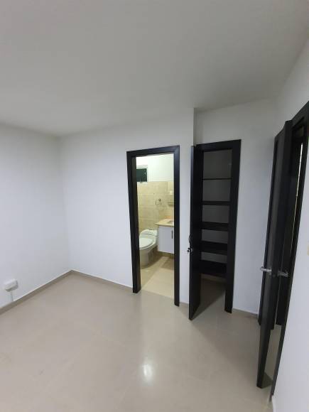 2 Habitaciones Habitaciones, ,2 BathroomsBathrooms,Apartamento,En Arriendo,4,1023