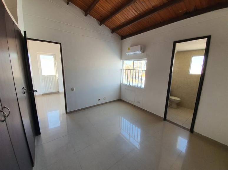 Cra 44b # 99c 80, Miramar, 3 Habitaciones Habitaciones, ,3 BathroomsBathrooms,Apartamento,En Arriendo,Torres De Montreal,11,1036