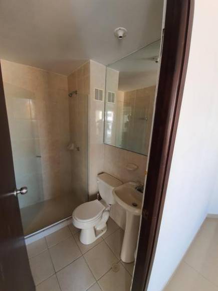Cra 44b # 99c 80, Miramar, 3 Habitaciones Habitaciones, ,3 BathroomsBathrooms,Apartamento,En Arriendo,Torres De Montreal,11,1036