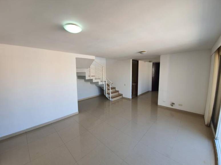 Cra 44b # 99c 80, Miramar, 3 Habitaciones Habitaciones, ,3 BathroomsBathrooms,Apartamento,En Arriendo,Torres De Montreal,11,1036